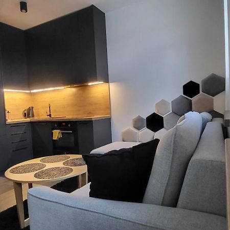 KLIF 3 Mini-Apartament Warka Bagian luar foto