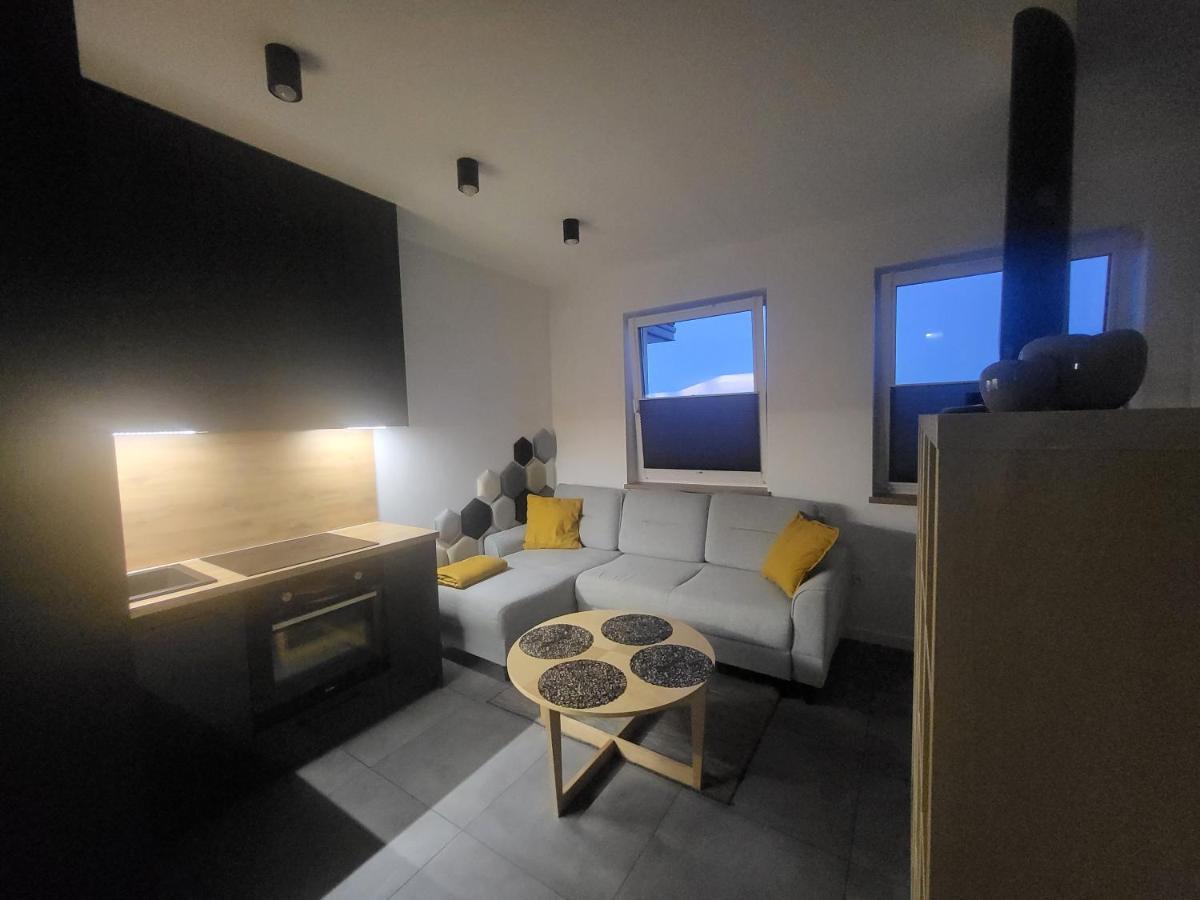 KLIF 3 Mini-Apartament Warka Bagian luar foto