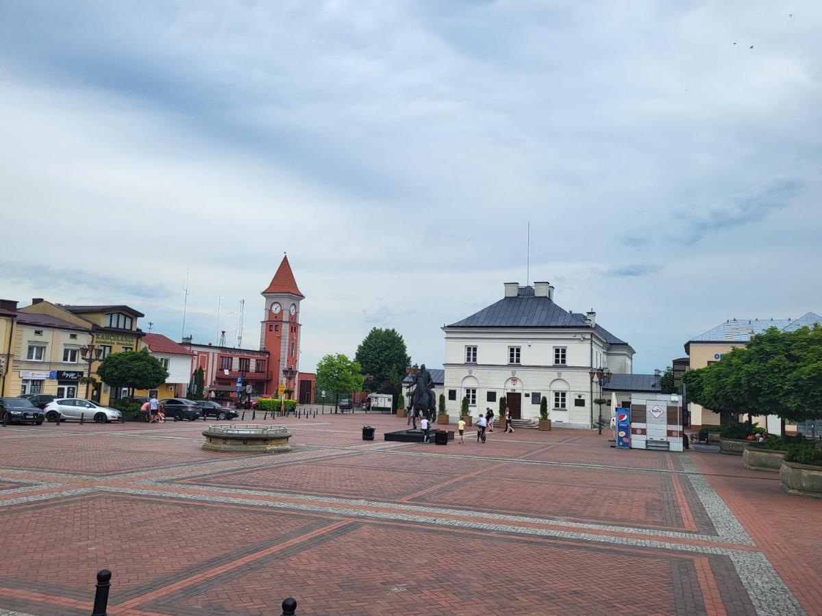 KLIF 3 Mini-Apartament Warka Bagian luar foto